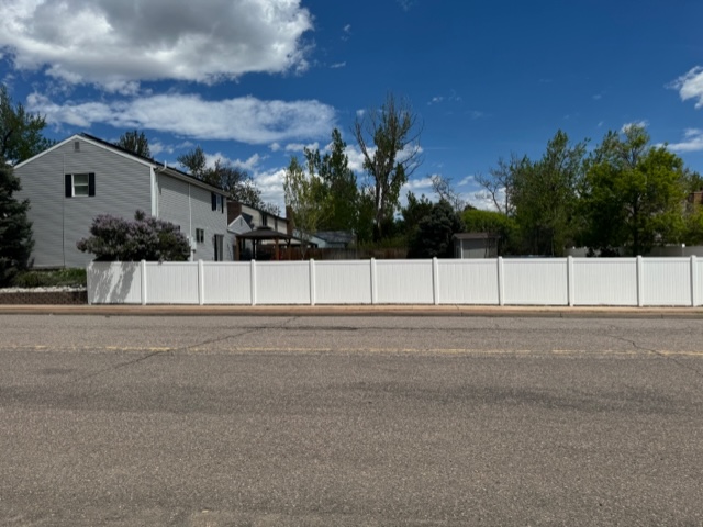 Fence installation services in Littleton, CO Fence installation services in Littleton, CO